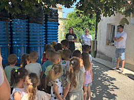 Mali gosti s velikim interesom: Djeca iz vrtića Bili cvitak posjetila ČISTOĆU CETINSKE KRAJINE